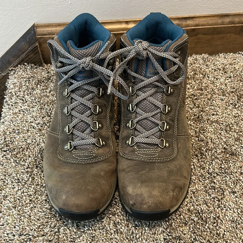 Timberland Mt. Maddsen Mid Waterproof Hiking Boots in blue/gray